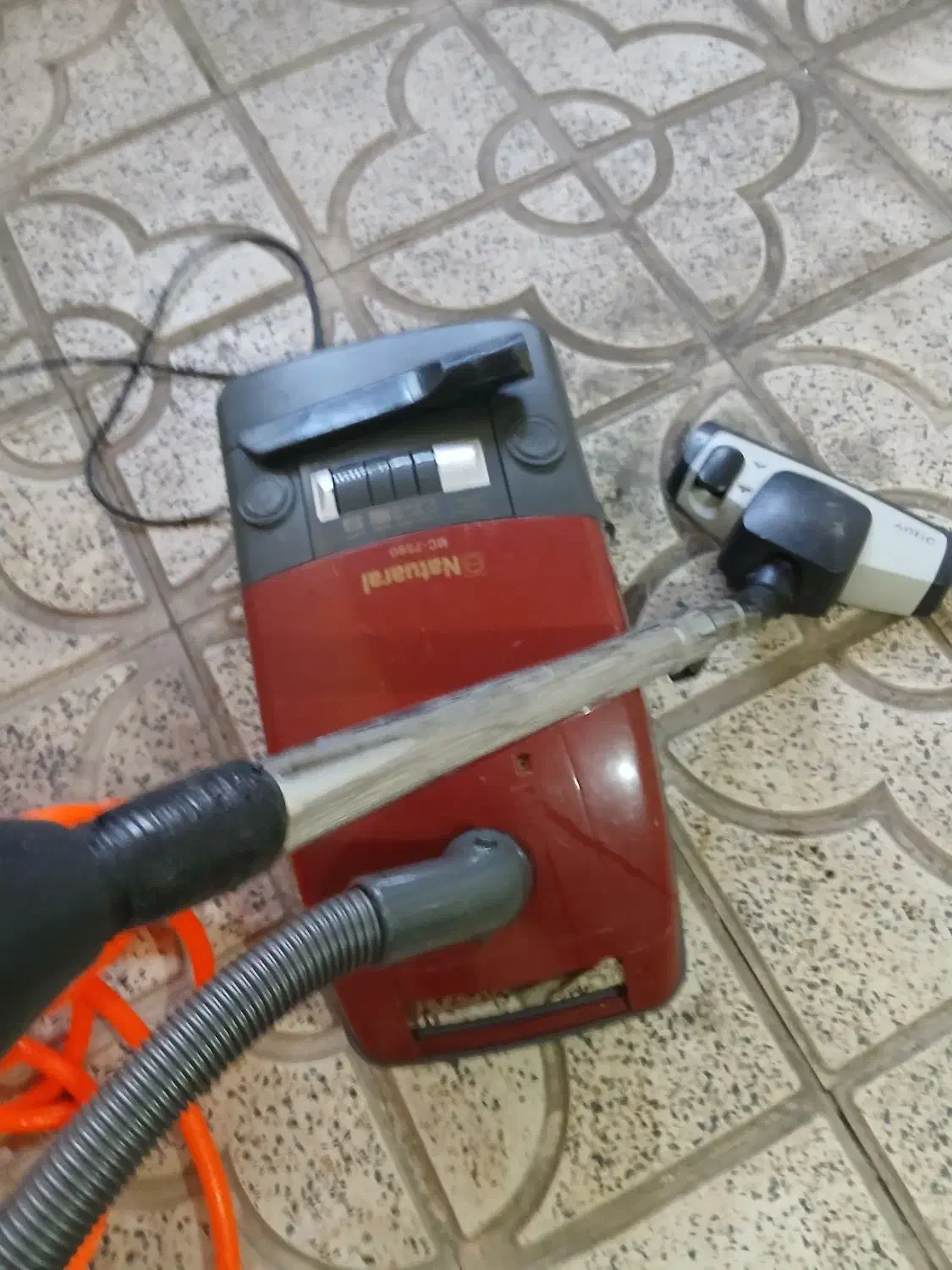 جارو برقی کارکرده|جاروبرقی، جارو شارژی، بخارشو|مرند, |دیوار