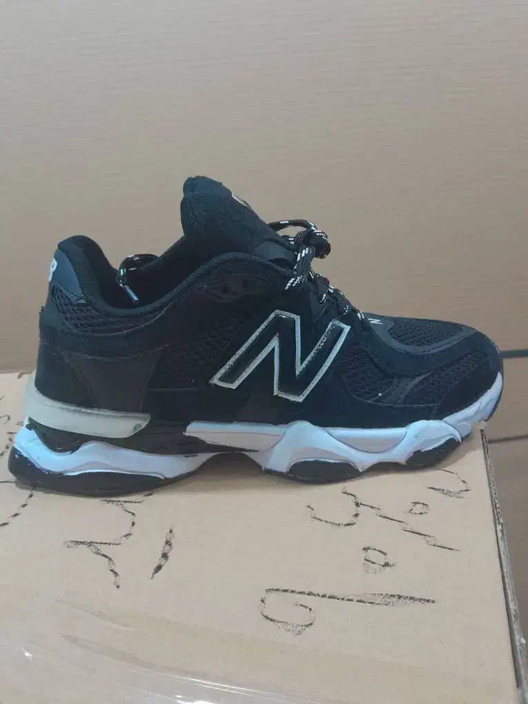 ۹۰۶۰مردانه زنانه ادران شهریارهستم تولیدکننده عمده|کیف، کفش، کمربند|تهران, امانیه|دیوار