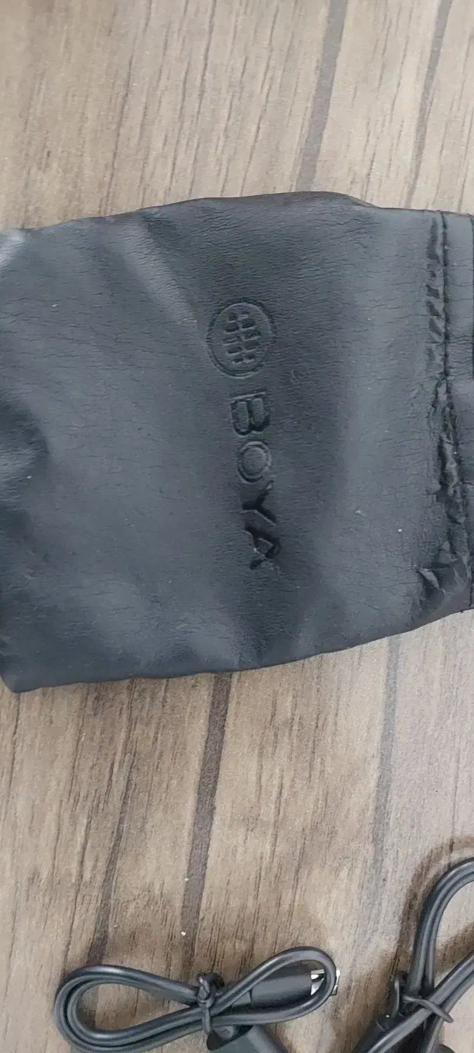 میکروفون بویا|صوتی و تصویری|پردیس, فاز ۳|دیوار