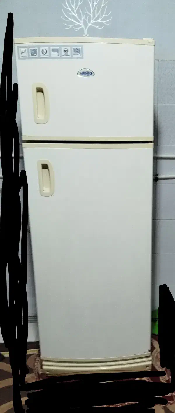 یخچال سایوان|یخچال و فریزر|بروجرد, |دیوار