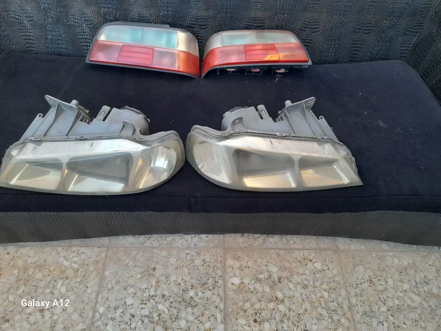 سلام دوستان یک جفت چراغ جلو ویک جفت عقب|قطعات یدکی و لوازم جانبی|محمدیه-قزوین, |دیوار