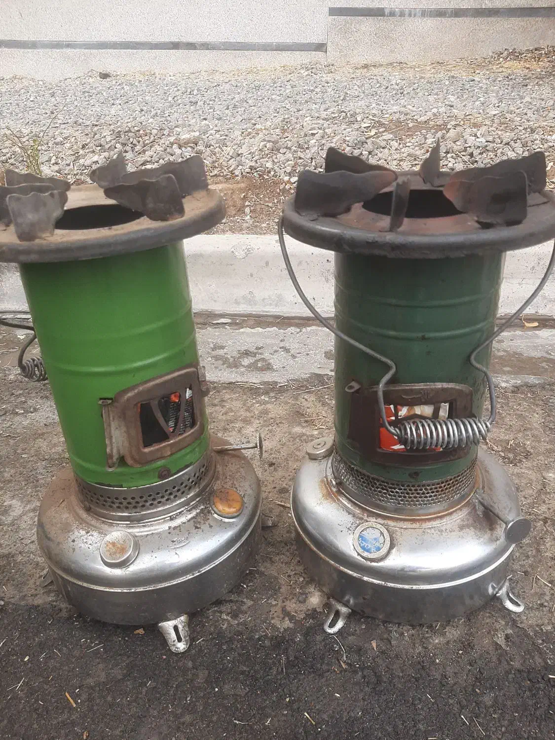 چراغ والور|کلکسیون اشیاء عتیقه|سبزوار, قائم|دیوار