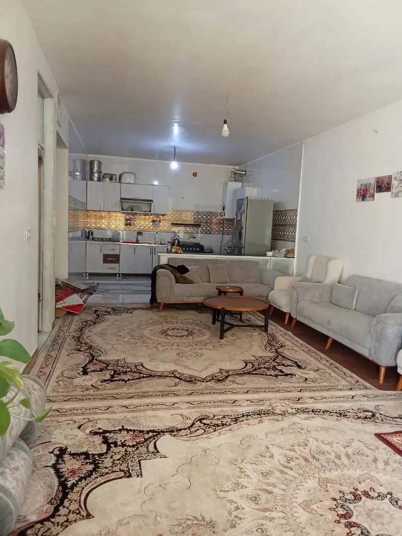 رهن کامل منزل مسکونی مستقل|اجارهٔ خانه و ویلا|شیراز, کوشک میدان|دیوار