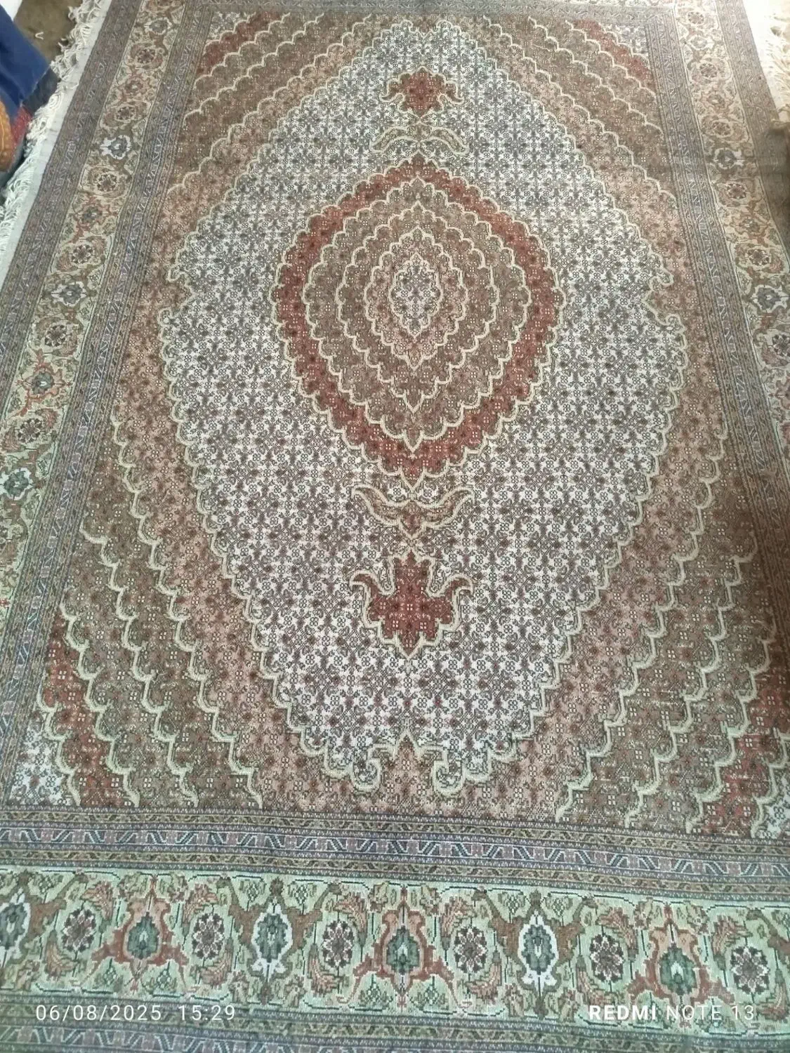 تک ۶متری هس پرداخت نشده بزنگ ممنونم|فرش|بناب, |دیوار