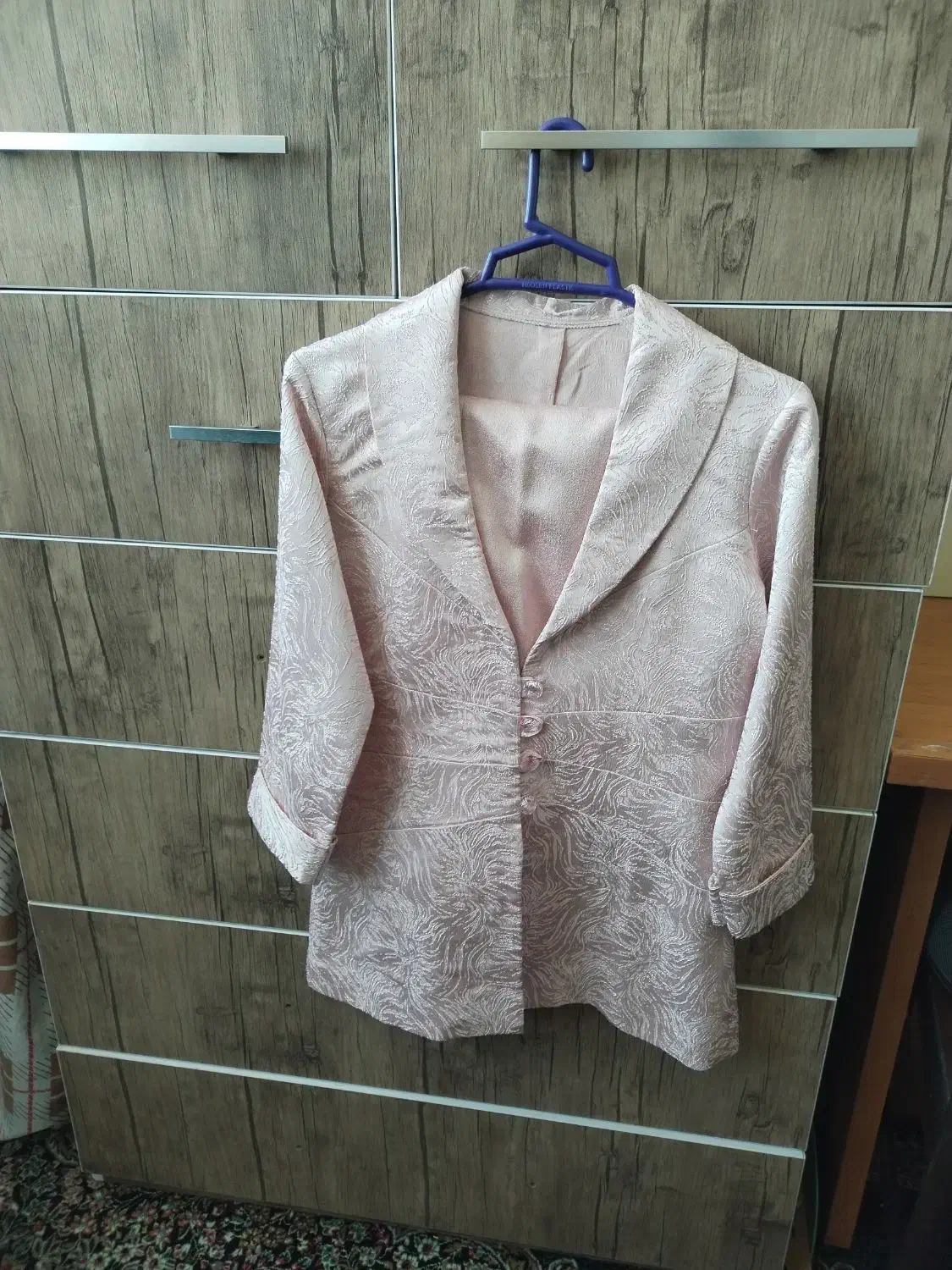 تعدادی لباس مجلسی سالم|لباس|مشهد, حجت|دیوار