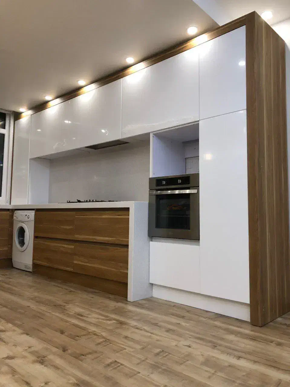 نصاب کابینت کمد دیواری پارتیشن|خدمات پیشه و مهارت|هشتگرد, شهرک بعثت|دیوار