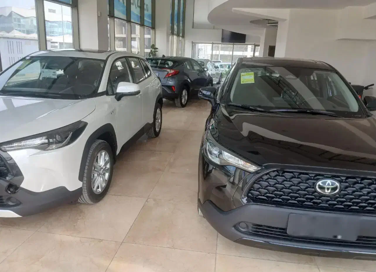 تیوتا کرولا کراس مشکی اقساط بدون سود|خودرو سواری و وانت|کیش, |دیوار