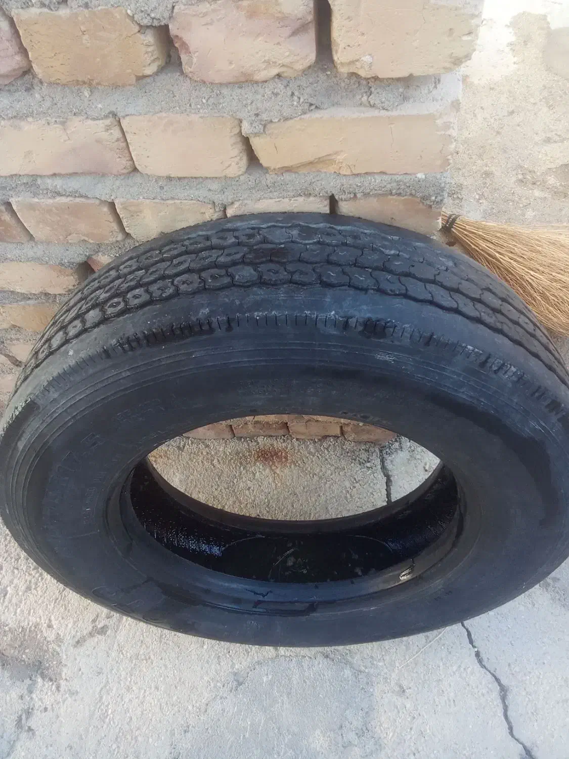 لاستیک بوتو|قطعات یدکی و لوازم جانبی|فامنین, |دیوار