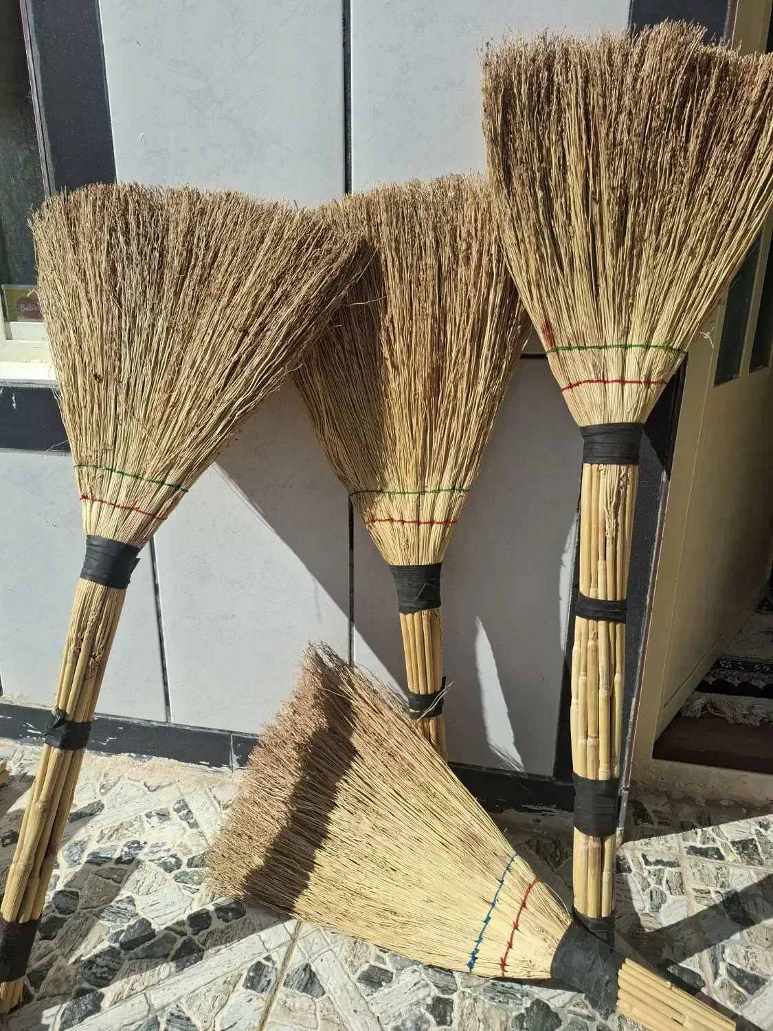 جارو|لوازم نظافت|کازرون, |دیوار