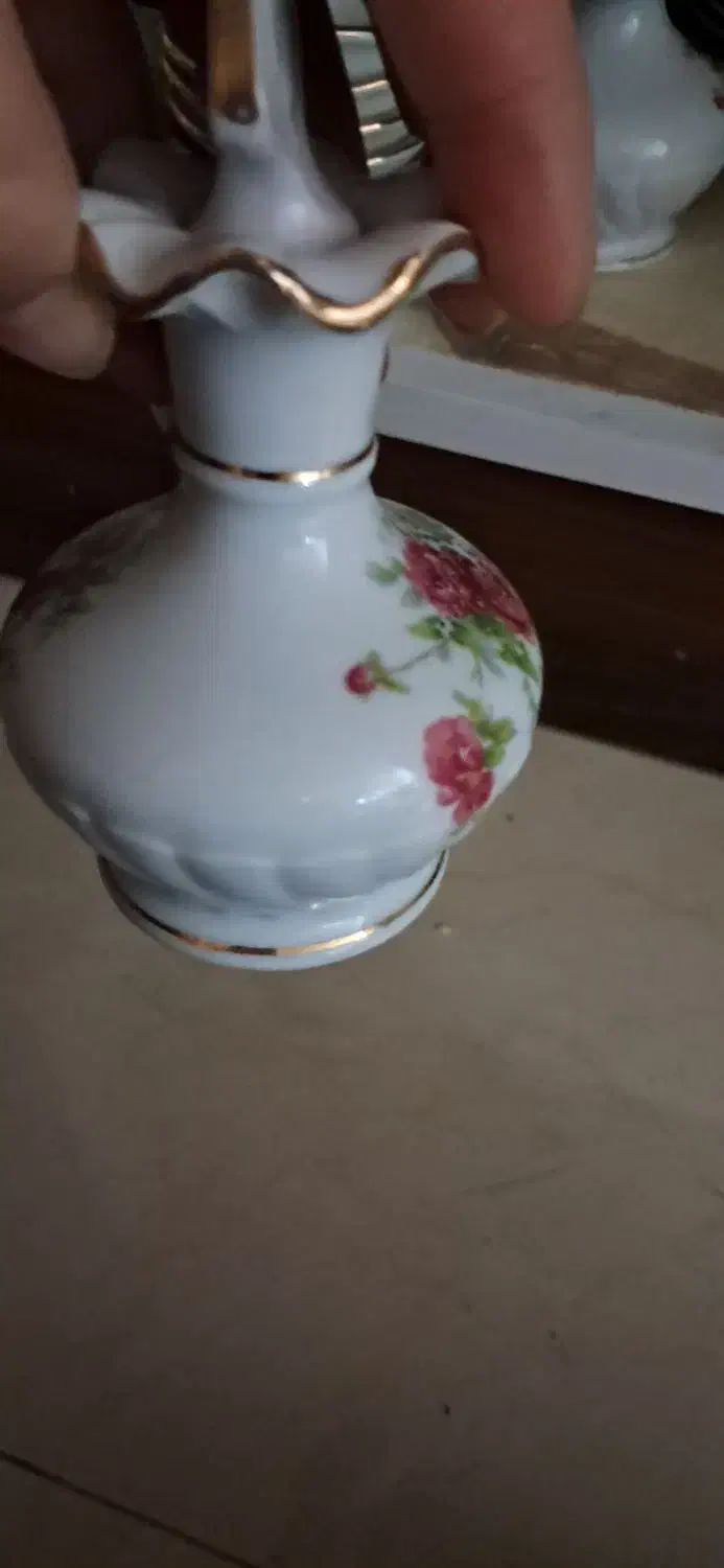 عطر دان قدیمی|کلکسیون اشیاء عتیقه|کاشان, فین کوچک|دیوار