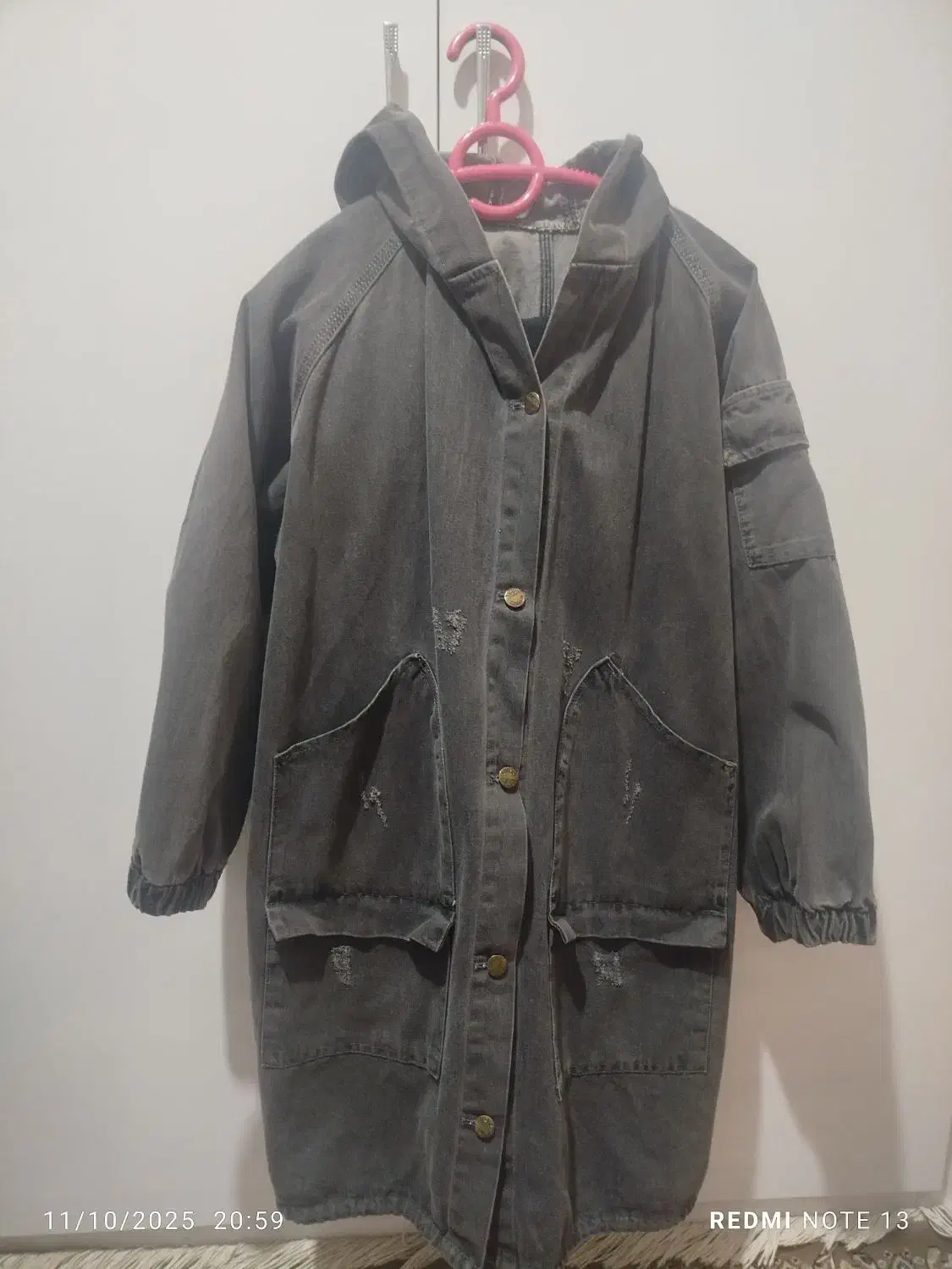 مانتو لی|لباس|نیشابور, جمهوری|دیوار