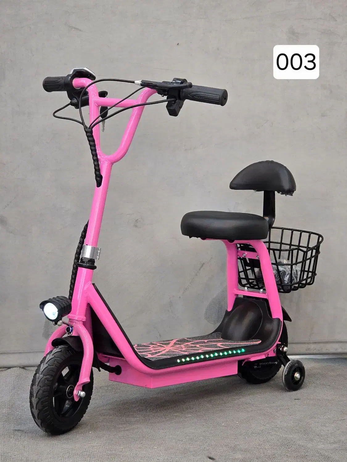 اسکوتر برقی مناسب ۵تا۹۰ ساله|دوچرخه، اسکیت، اسکوتر|میانه, |دیوار