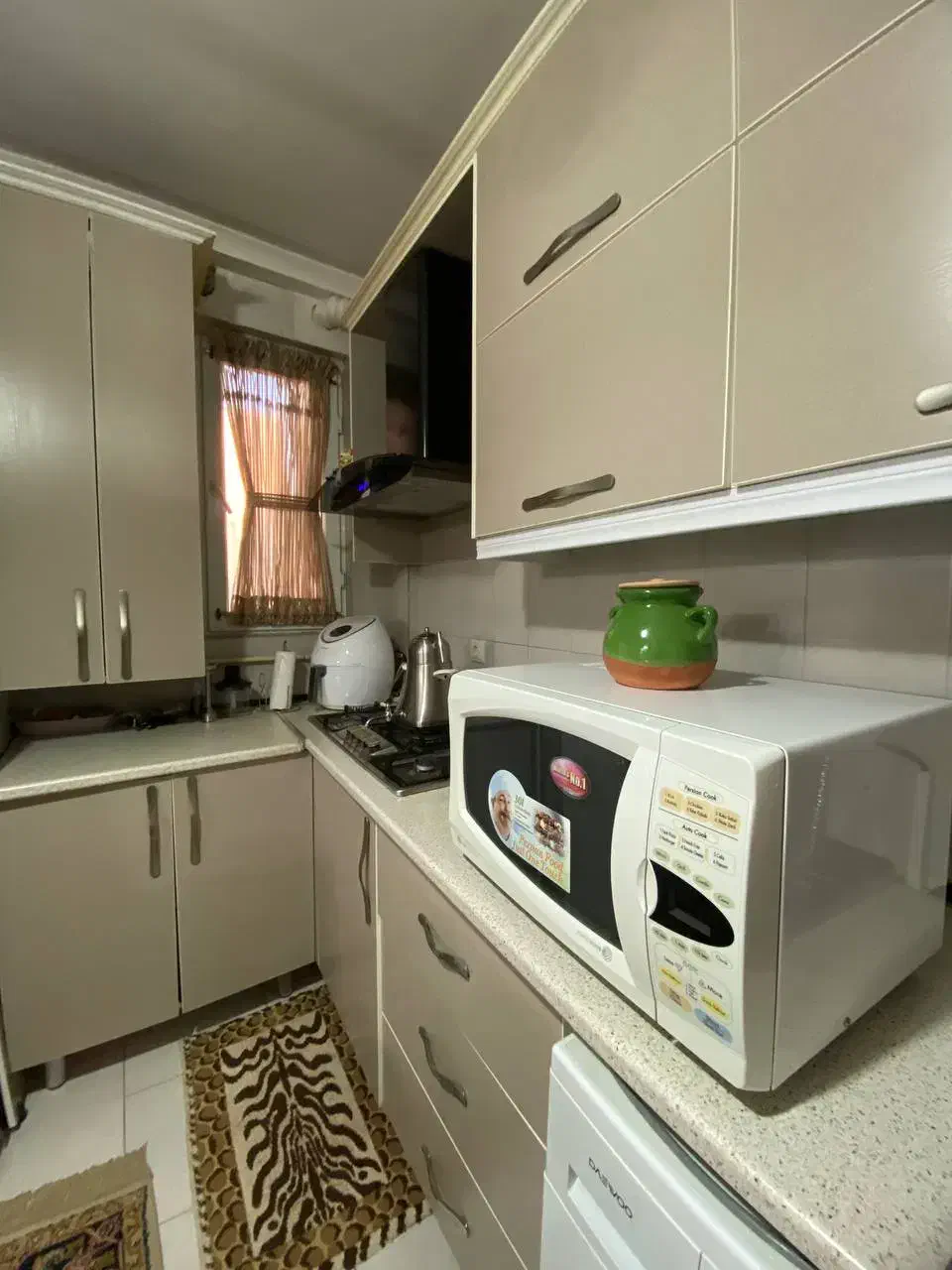 آپارتمان ۸۰متری/ فاز۷سرزمین/ نما سنگ/ پارکینگ سندی|فروش آپارتمان|هشتگرد, شهرک آپادانا|دیوار