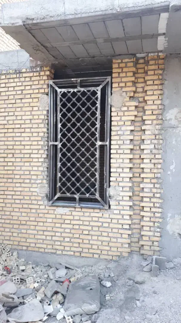 جوشکار حرفه ای و نیمه حرفه ای درب و پنجره و شاگرد|استخدام صنعتی، فنی، مهندسی|رامهرمز, |دیوار