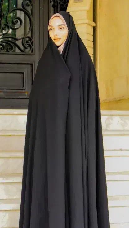 چادر ساده|لباس|خرم‌آباد, |دیوار