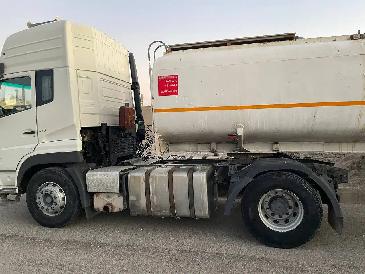 تانکر دو محور شرکت نفتی کالا برس|خودرو سنگین|مشهد, شهرک ابوذر|دیوار