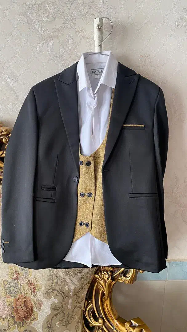 کت و شلوار|لباس|عجب شیر, |دیوار