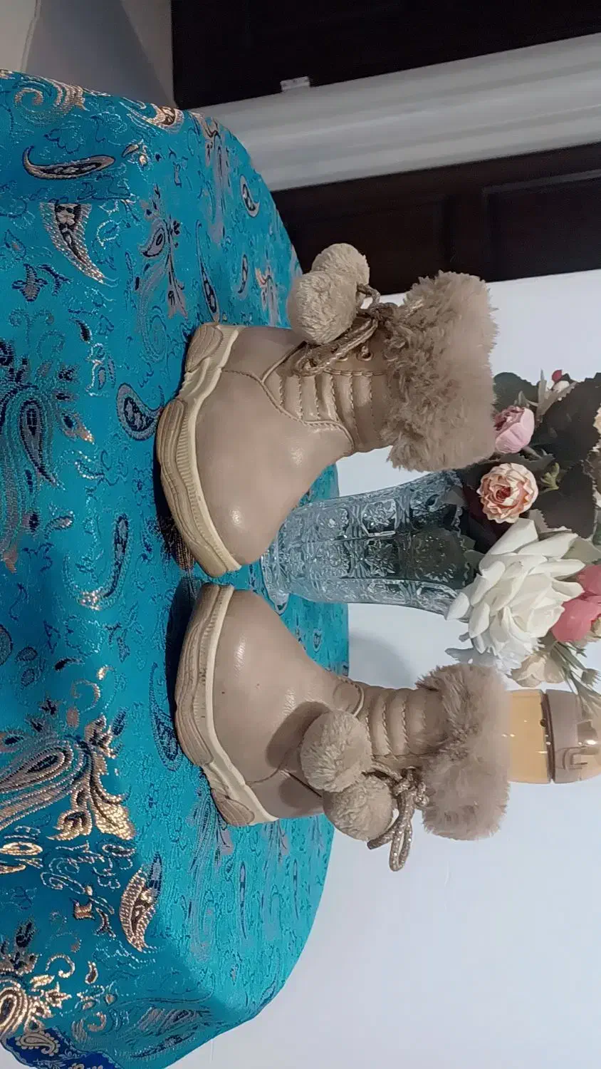 کفش|کفش و لباس بچه|هشتگرد, شهرک بعثت|دیوار