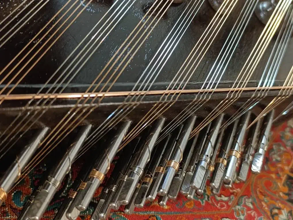 سنتور تمام گردو نوی نو 4مهر با جعبه حرفه ای|سازهای سنتی|اصفهان, احمدآباد|دیوار