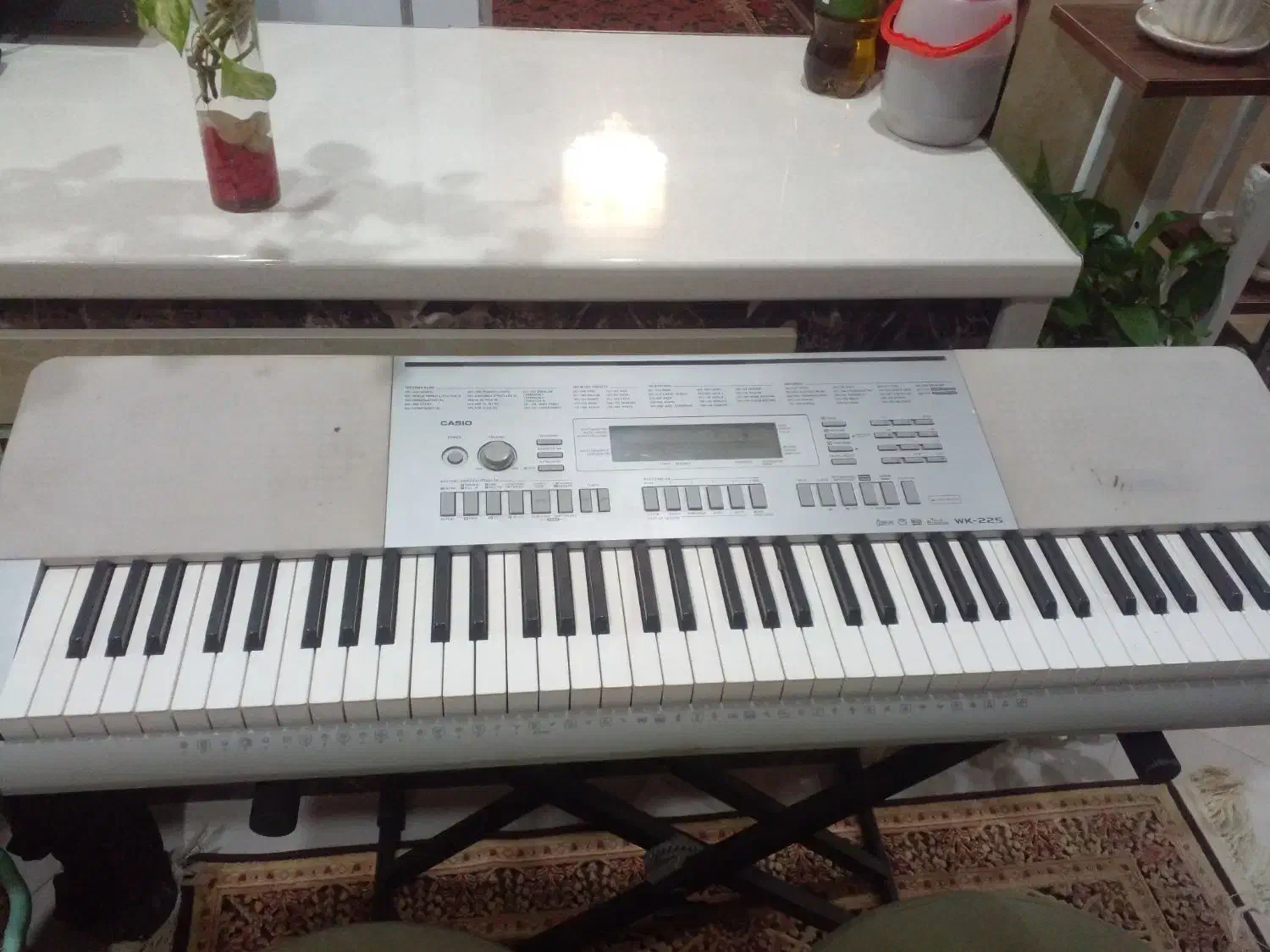 ارگ|پیانو، کیبورد، آکاردئون|بومهن, |دیوار