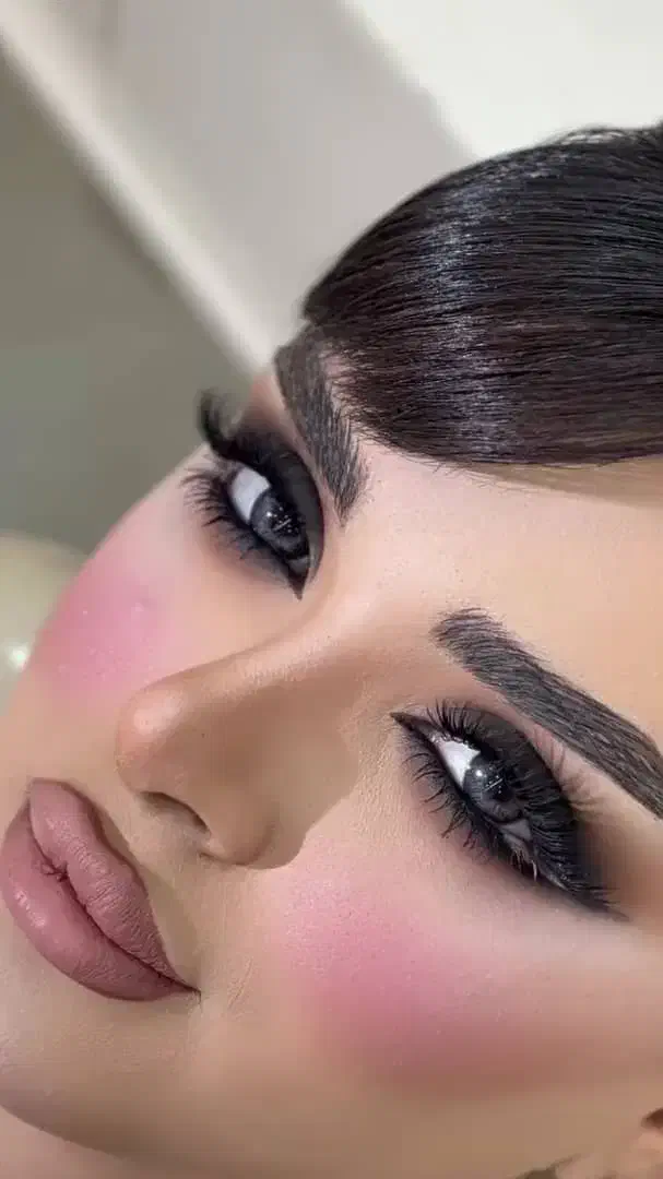 نیازمند مدل میکاپ|آرایشگاه و سالنهای زیبایی|سوسنگرد, |دیوار