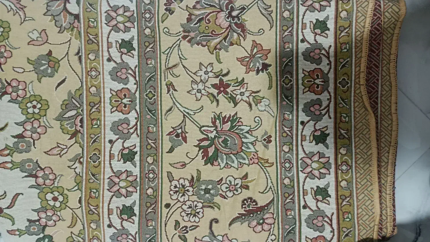 روفرشی|روفرشی|مراغه, |دیوار