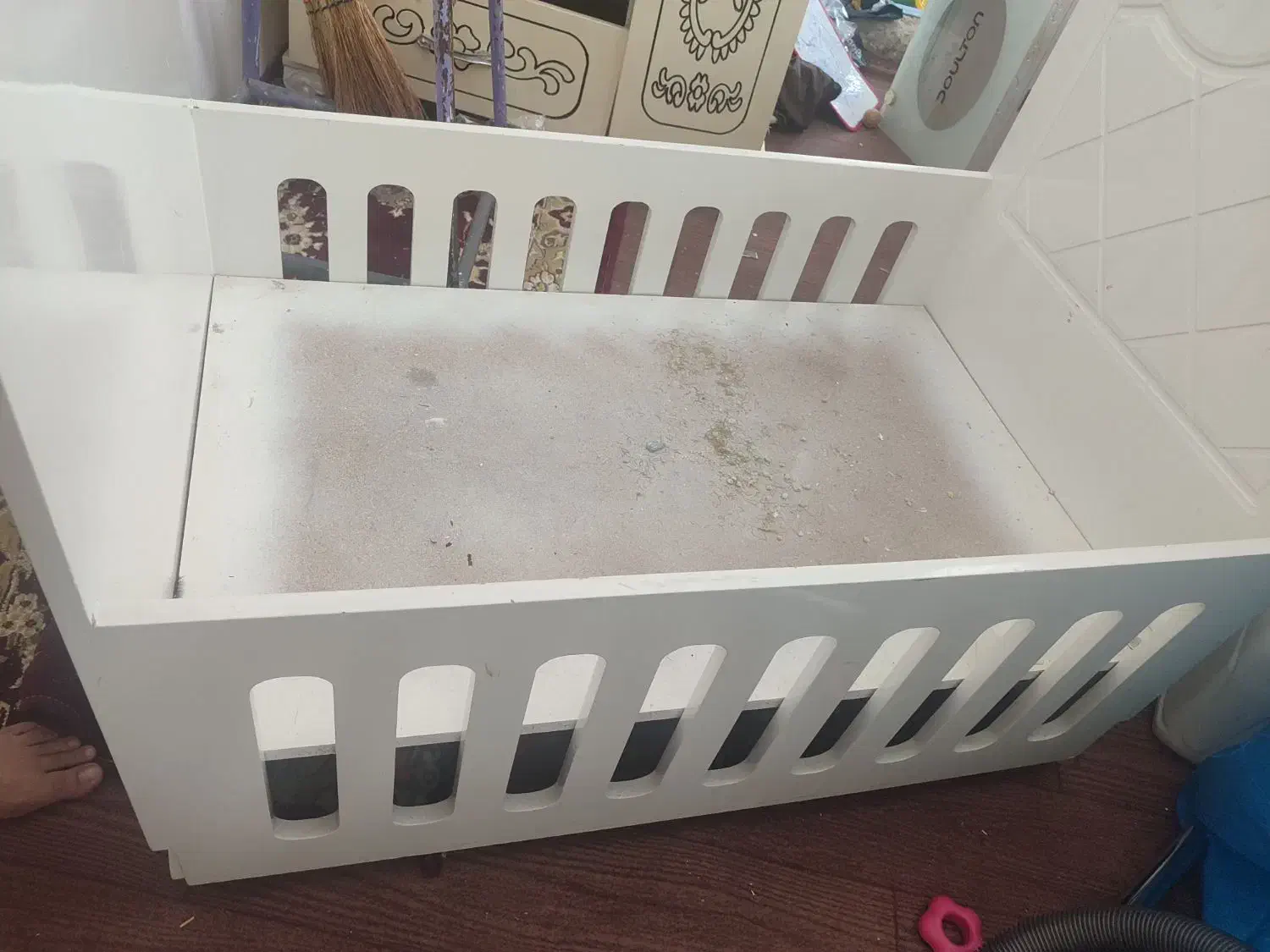 به دلیل نبودن جا میفروشم|تخت و صندلی بچه|اردبیل, |دیوار