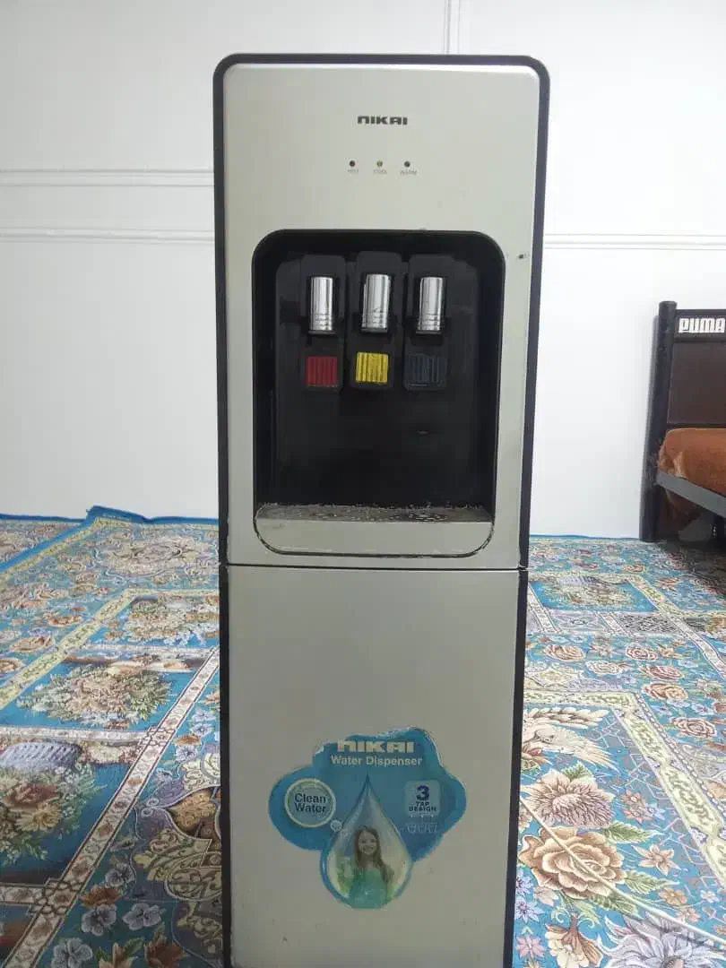 آبسردکن ایستاده|آب‌سردکن و تصفیه آب|ایرانشهر, |دیوار