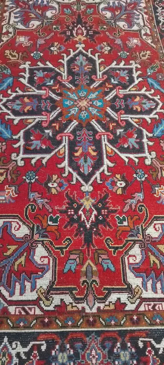 فرش دست بافت تبریز .اندازه ۱/۵۰ عرض ۲/۶۰ طول|فرش|تبریز, |دیوار