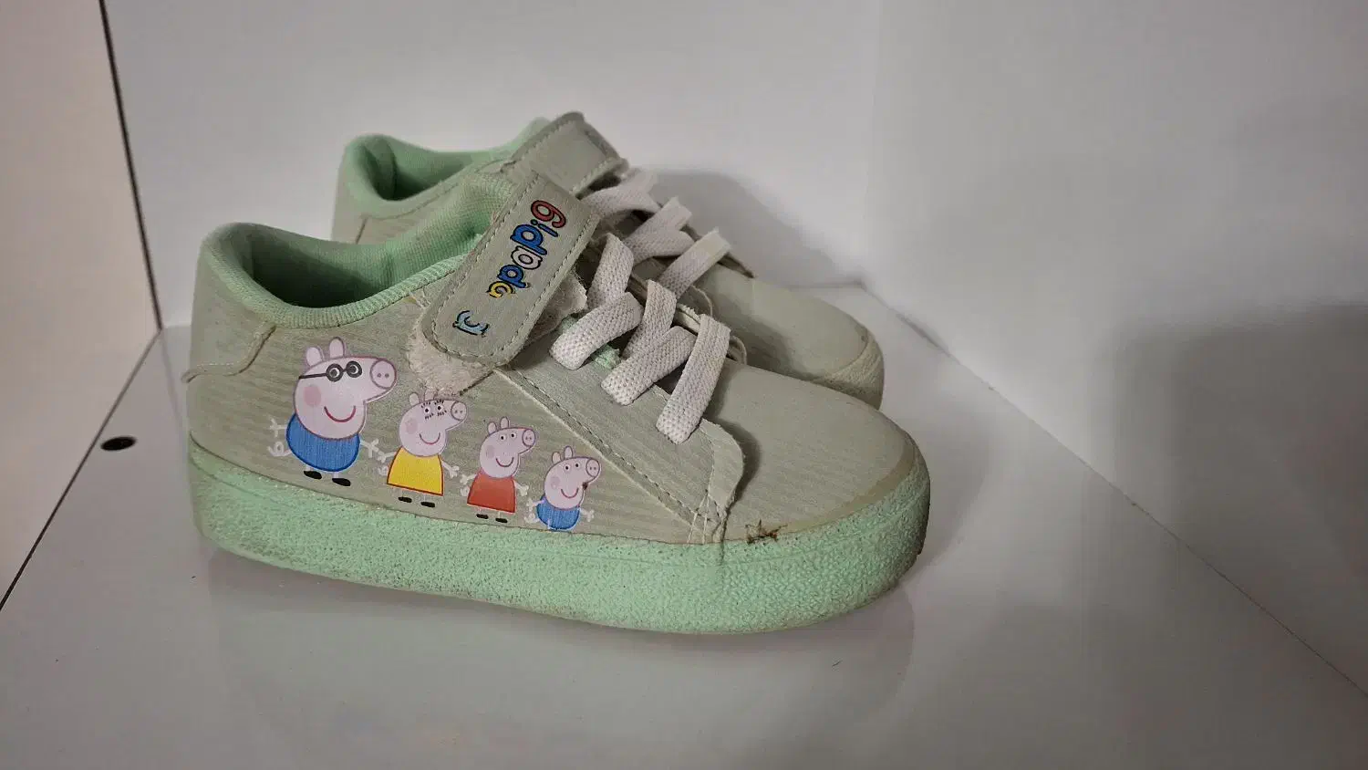 کفش های بچگانه|کفش و لباس بچه|کرمانشاه, |دیوار