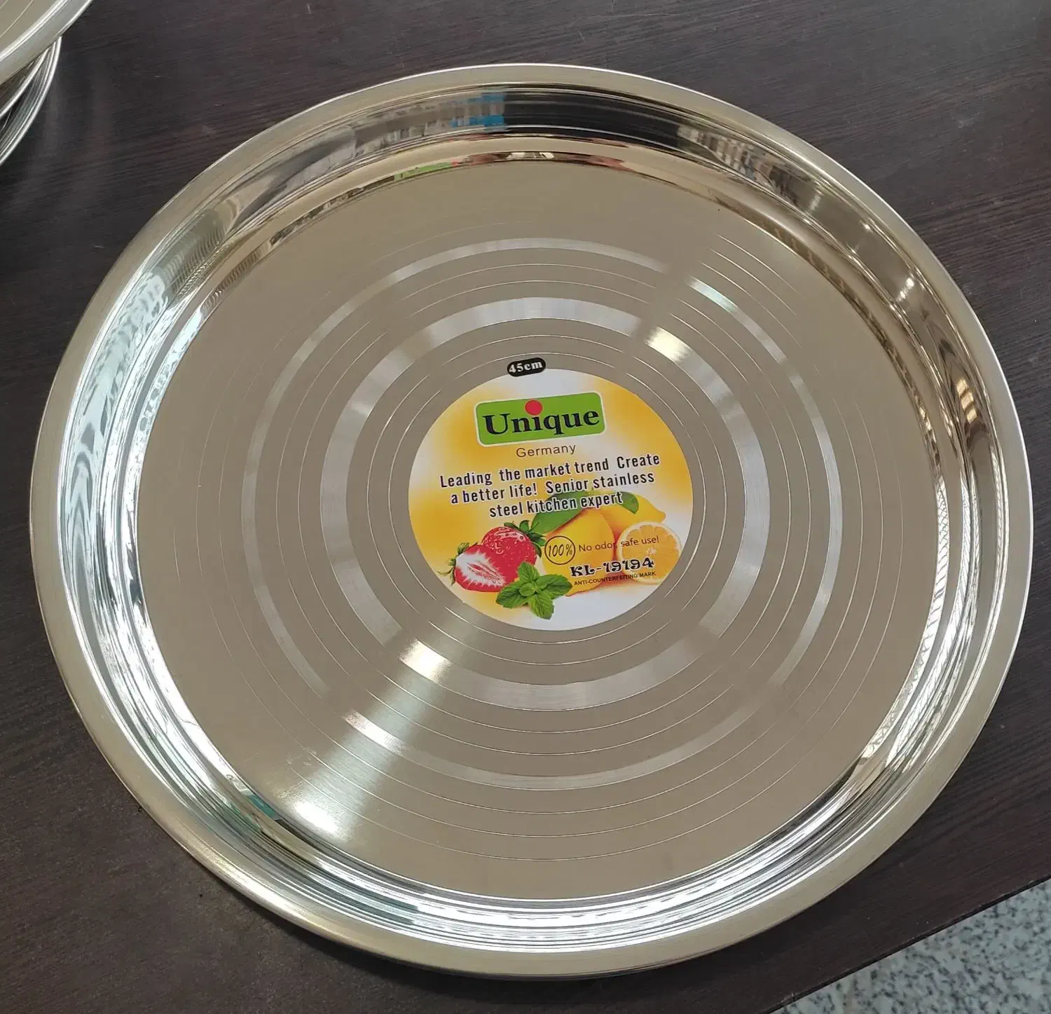 سینی استیل (یونیک باضمانت)|ظروف سرو و پذیرایی|کاشان, شاهد|دیوار