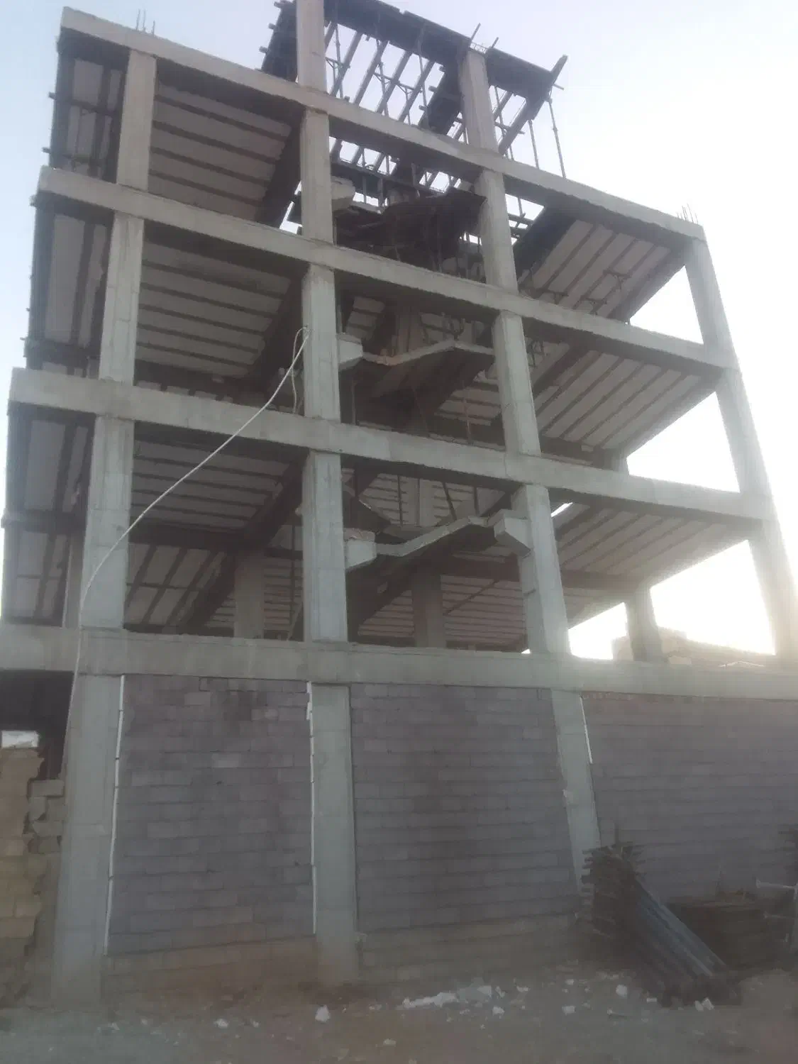 اجرای کار پیمانکاری|خدمات پیشه و مهارت|سقز, |دیوار