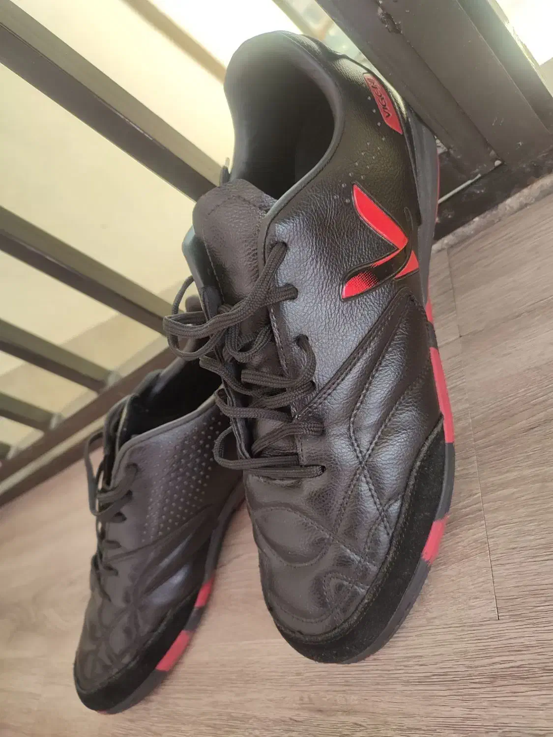 کتونی سالن مارک VIGEN|کیف، کفش، کمربند|ملارد, |دیوار