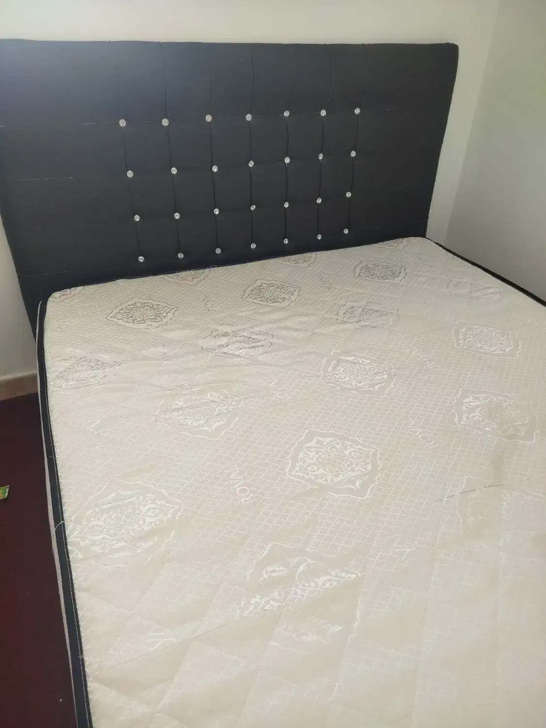 تخت دو نفره|تخت و سرویس خواب|قشم, |دیوار