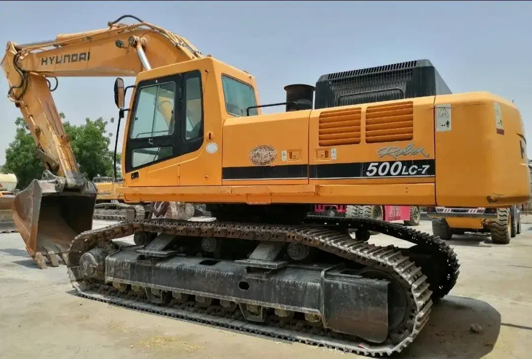 بیل میکانیکی ۵۰۰ همراه دو عدد باکت|خودرو سنگین|چرام, |دیوار