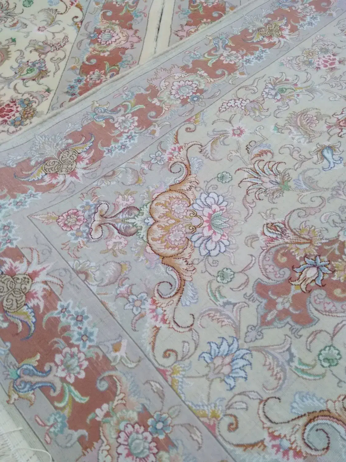 فرش دست بافت  ذرع ونیم|فرش|اراک, |دیوار