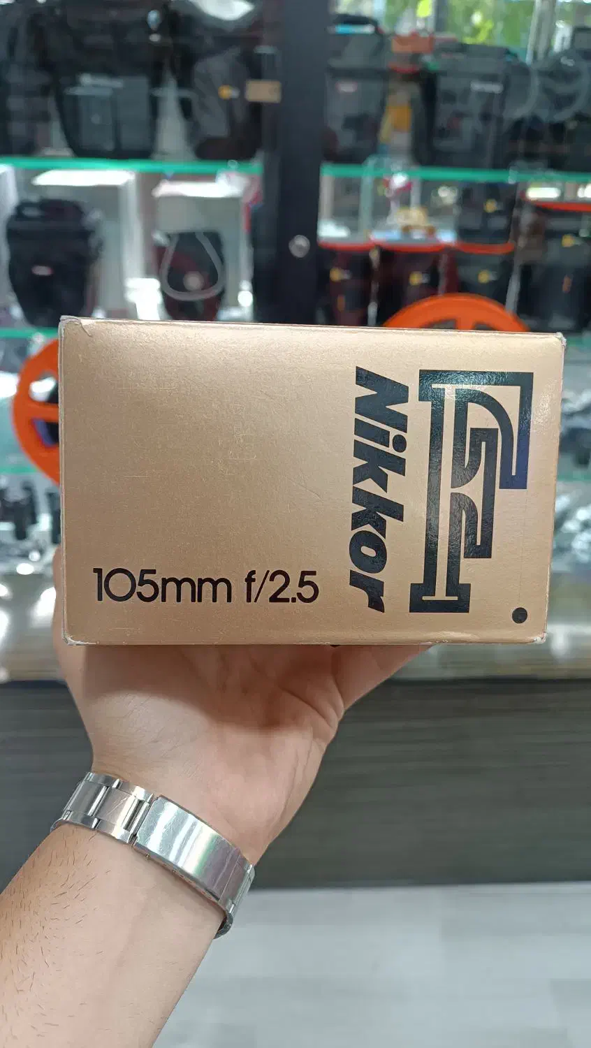 lens Nikon 105 F2.5|دوربین عکاسی و فیلم‌برداری|تهران, امام خمینی|دیوار