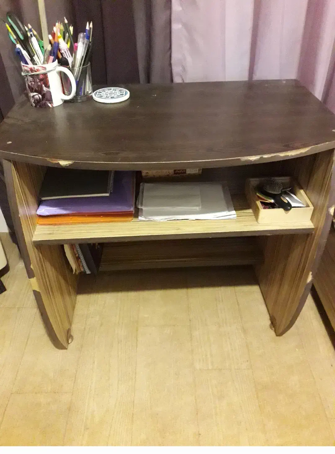 میز|میز تحریر و کامپیوتر|بندر انزلی, چهارفریضه|دیوار