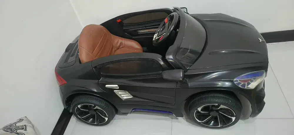 ماشین شارژی بنز|اسباب‌‌بازی|شهریار, شهرک وائین|دیوار