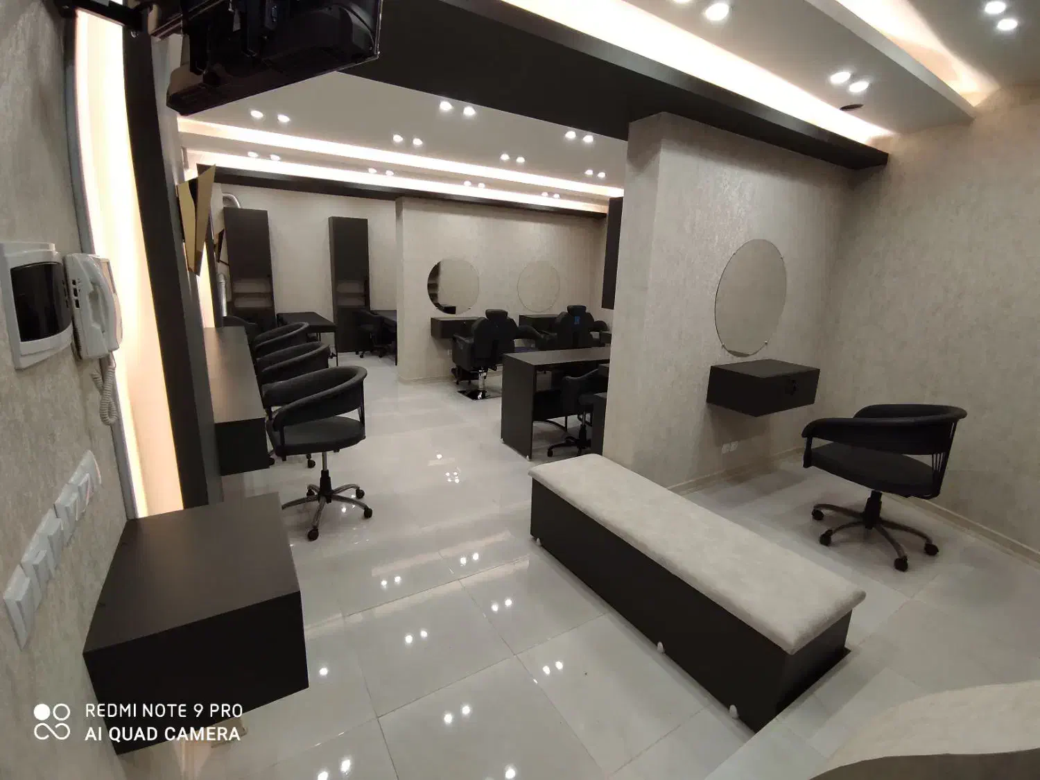 اجاره لاین آرایشگاه|خدمات آرایشگری و زیبایی|نیشابور, دارایی|دیوار