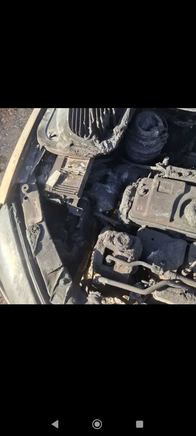 206 تصادفی|خودرو سواری و وانت|خمینی‌شهر, |دیوار