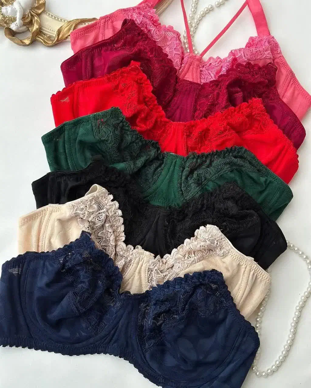 جلوبازشو تک|لباس|اصفهان, بهارستان|دیوار