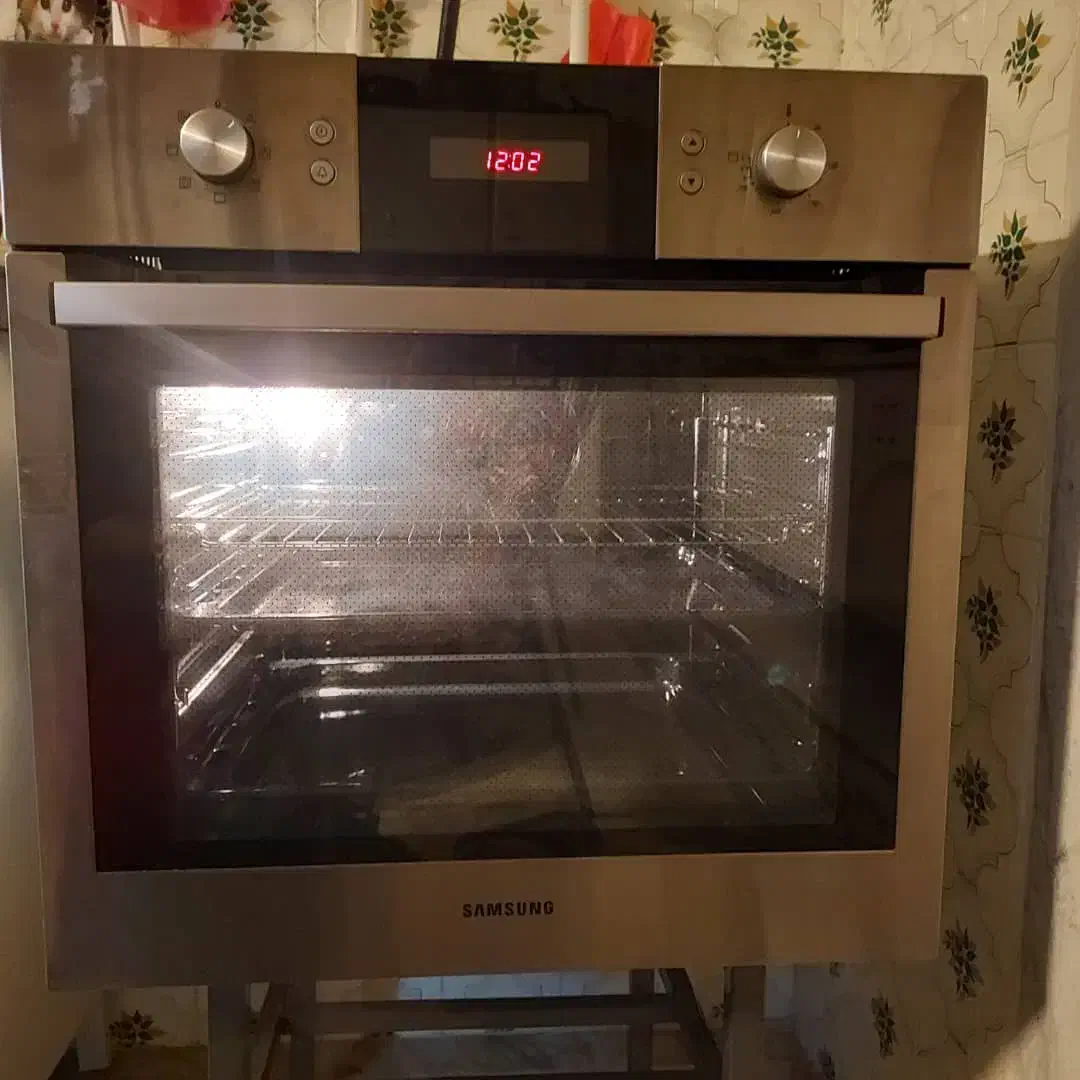 فر برقی تو کار سامسونگ|اجاق گاز و لوازم برقی پخت‌وپز|محلات, |دیوار