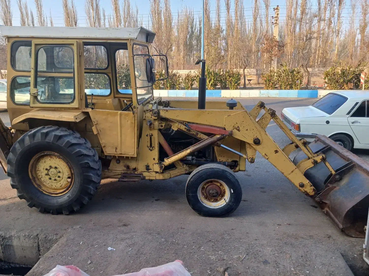 بیل بکهو|خودرو سنگین|فیرورق, |دیوار