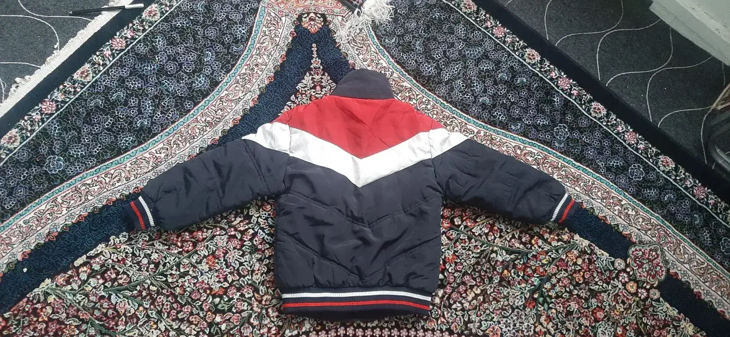 کاپشن|کفش و لباس بچه|رباط‌کریم, نصیرشهر|دیوار