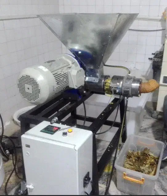 دستگاه روغن گیری از دانه های روغنی|فروشگاه و مغازه|تهران, جمالزاده|دیوار