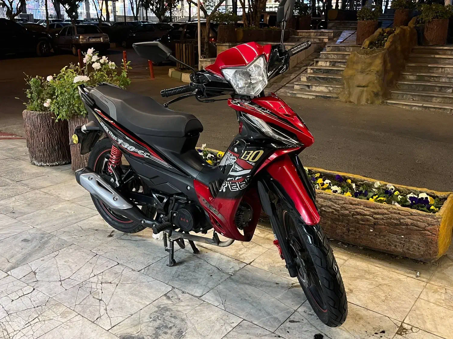 هرم اسپید ۱۳۰ در حد خشک|موتورسیکلت|طرقبه, |دیوار