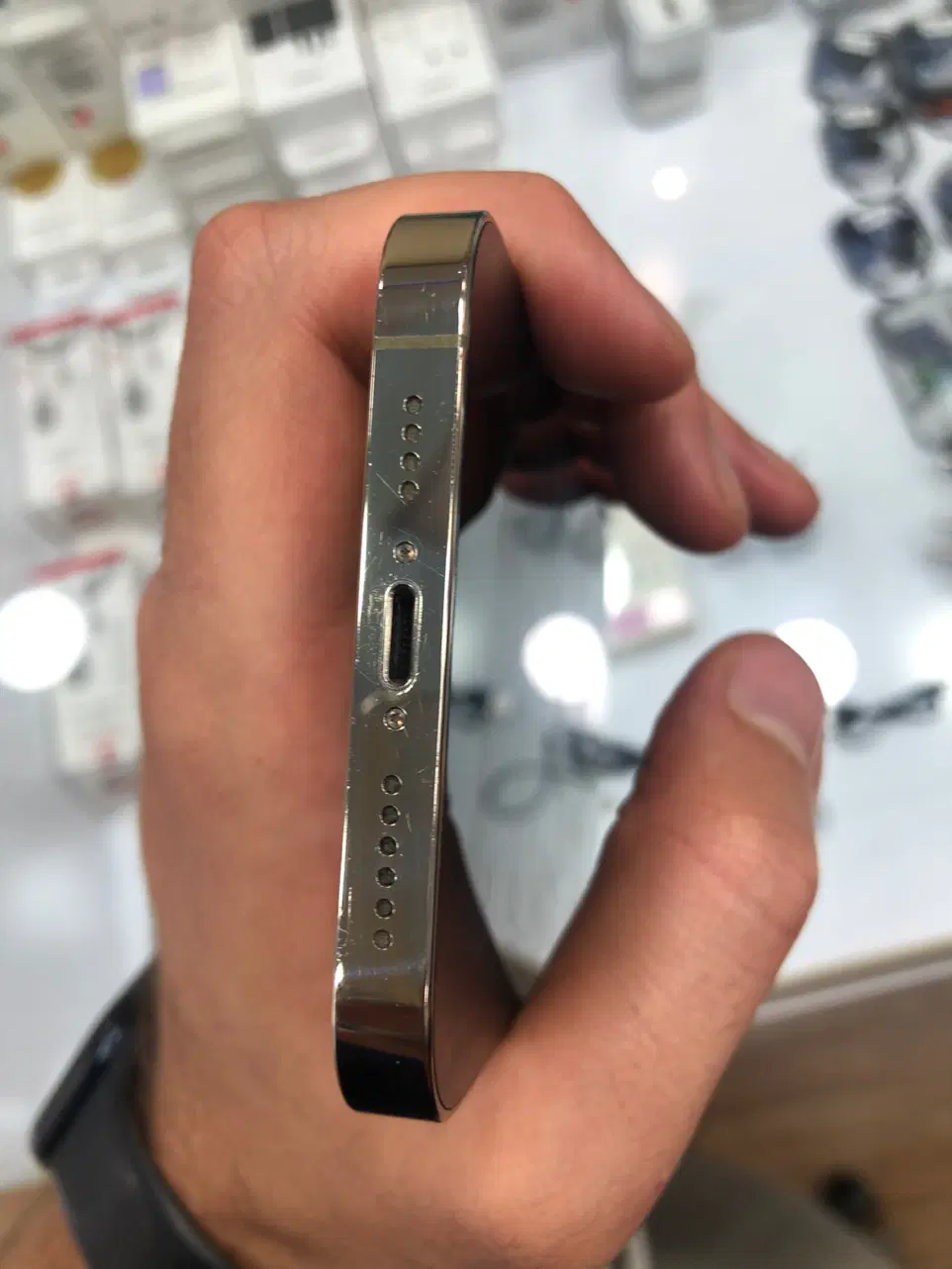 Iphone 14 pro max|موبایل|اندیشه, اندیشه فاز ۱|دیوار