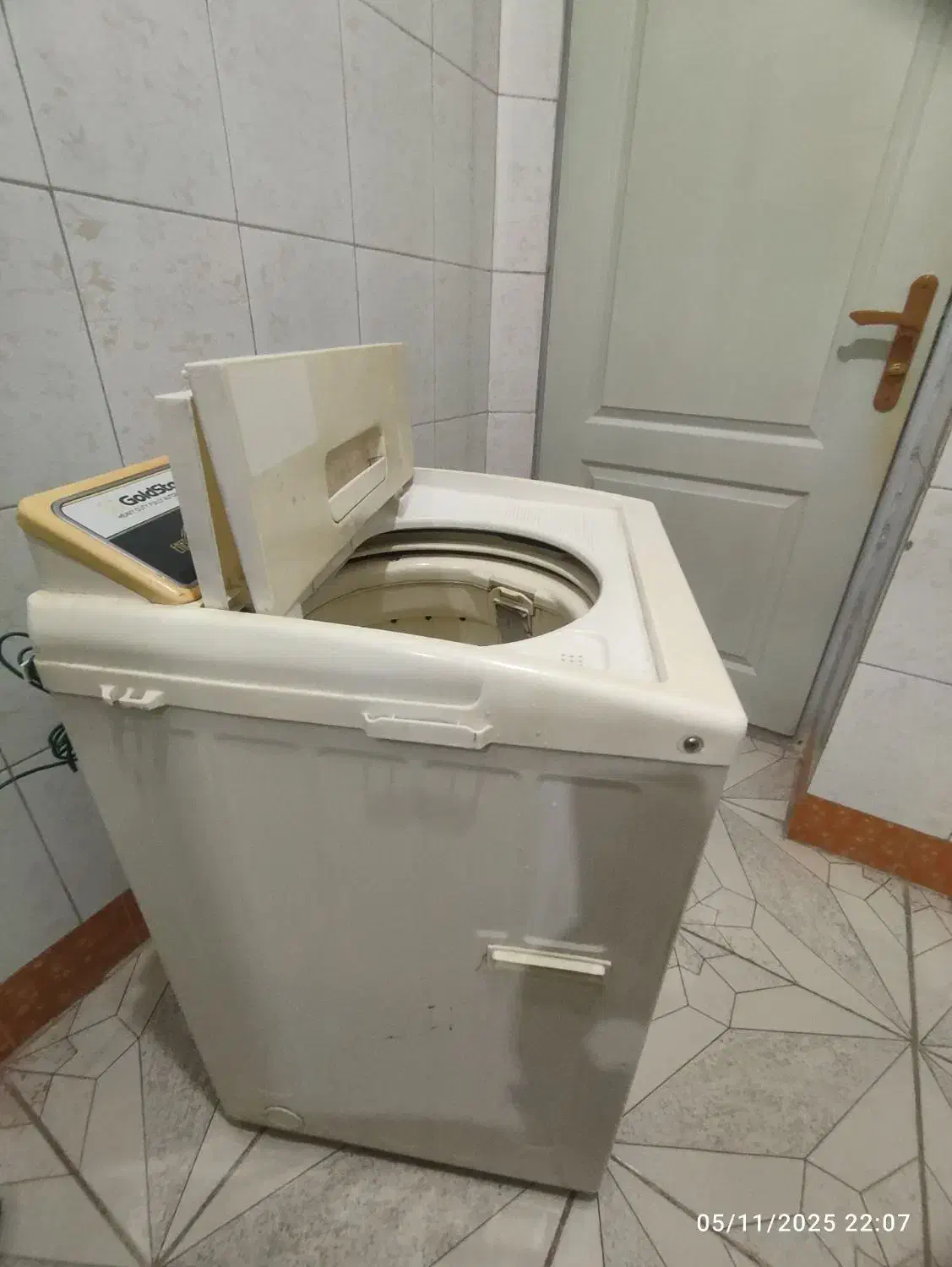 ماشین لباسشویی|ماشین لباسشویی و خشککن لباس|بیرجند, |دیوار