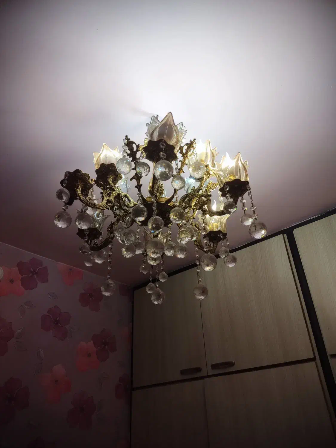 لوستر برنجی|لوستر و چراغ آویز|بروجرد, |دیوار